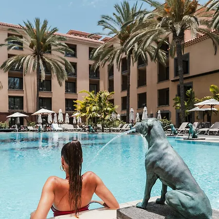 Unique Club At Lopesan Costa Meloneras 5*