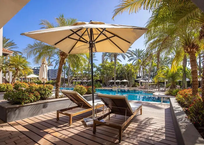 Unique Club At Lopesan Costa Meloneras Hotel 5*